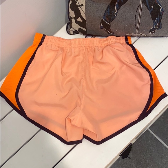 light orange nike shorts - Picture 2 of 2